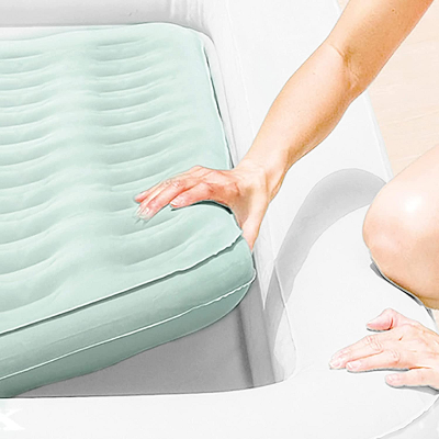 Intex kidz travel discount bed with hand pump