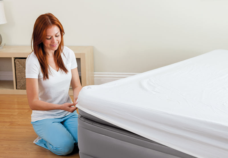 Load image into Gallery viewer, Queen Comfort Elelevated Airbed Fibre-Technology™ &amp; Built In Pump
